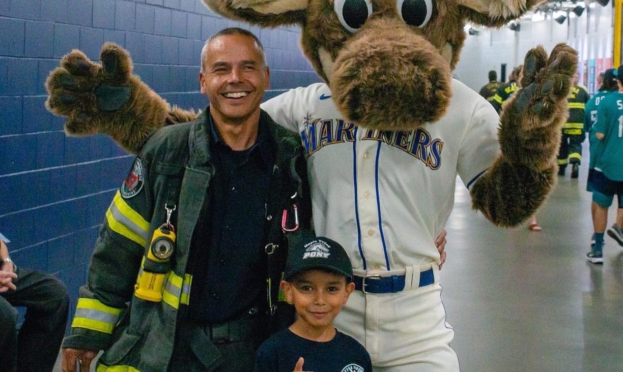 What First Responders Can Teach Us About the Power of Shared Experiences